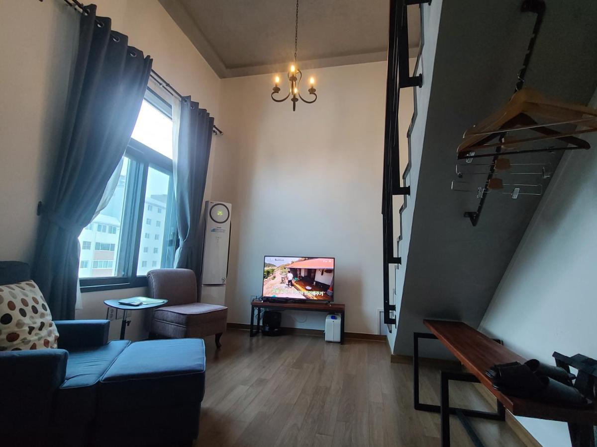 Jinwoo Prestige Hotel Кодже Екстериор снимка